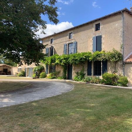 Le Petit Manoir Bed and Breakfast Brux Buitenkant foto