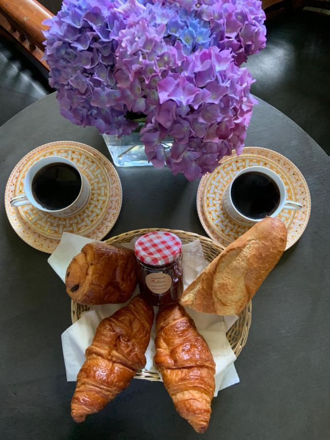 Le Petit Manoir Bed and Breakfast Brux Buitenkant foto