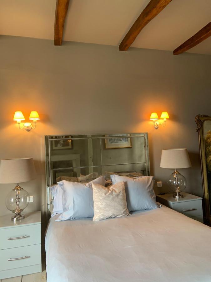 Le Petit Manoir Bed and Breakfast Brux Buitenkant foto